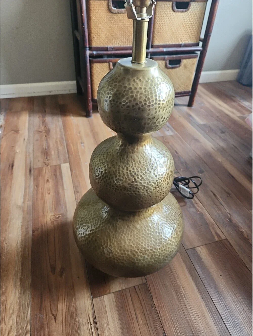 Vintage Handmade Wildwood 2014 Discontinued Brass Gourd Shaped Table Lamp 34